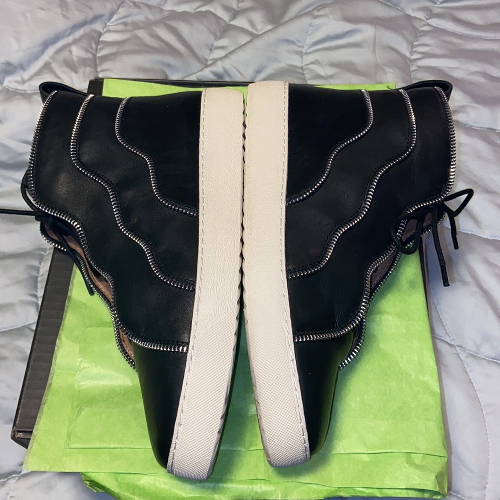 🎈SALE🎈Women Western Zip FRYE Sneakers🎈 - Picture 7 of 11